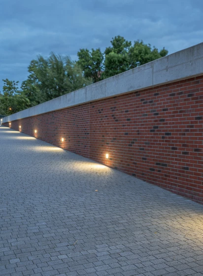 Esclusa en el puerto de Praga de Varsovia #3