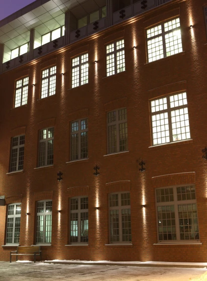 Universität für Ökologie und Management #1