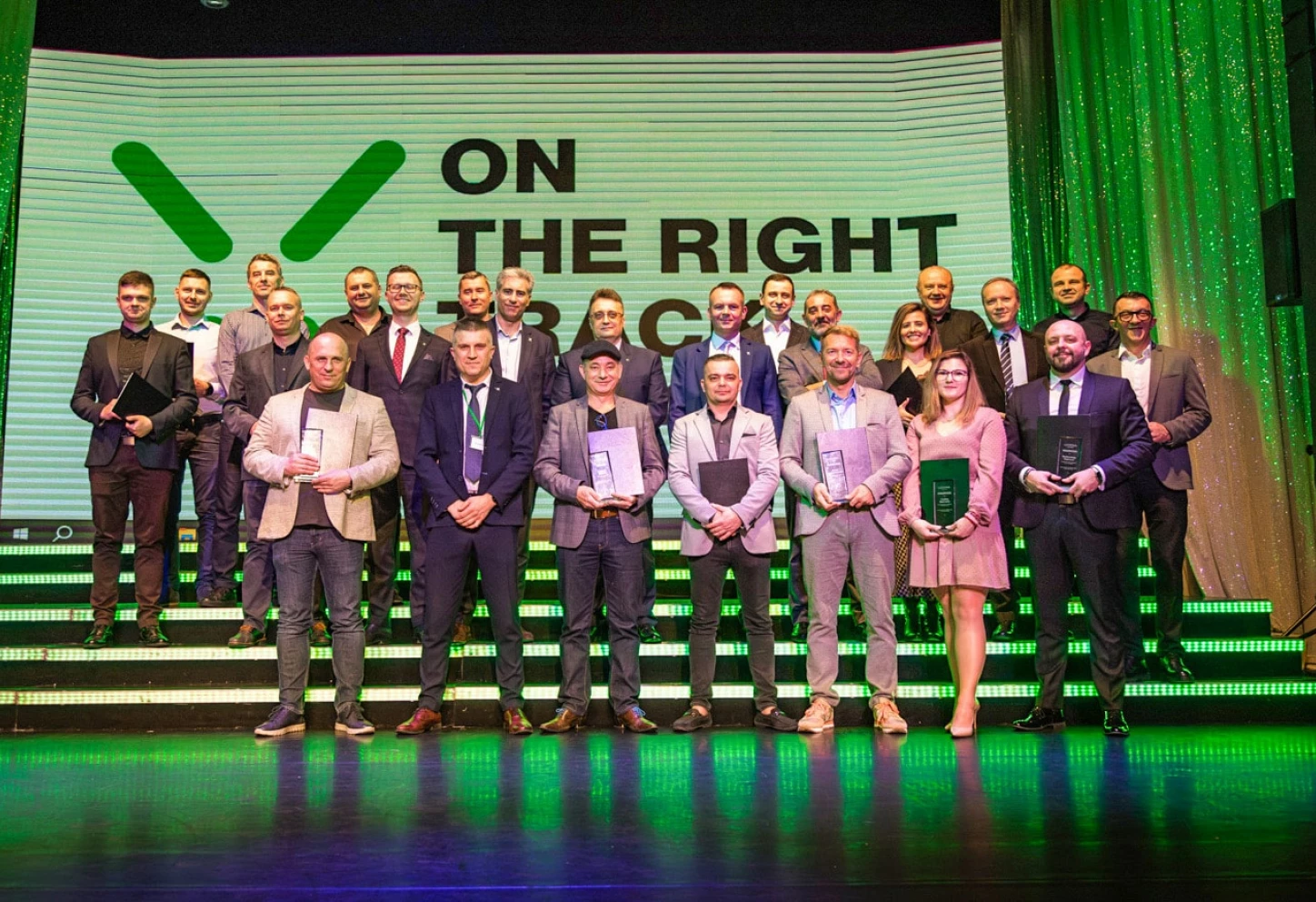 El Grupo Luxiona celebra otro año de éxitos y comparte nuevos planes en la Reunión Anual 2024